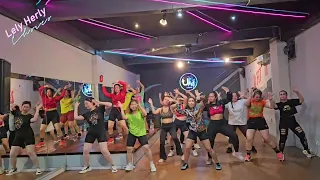 LONDON BRIDGE x GIVE IT TO ME | TIKTOK VIRAL | DANCE | ZUMBA | WORKOUT | CHOREO | LELY HERLY