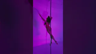 Pole Dance (Пол дэнс) - Школа танцев "Танцуй Тут"