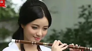 Old Bollywood song pankh hote to ud aati re on flute.