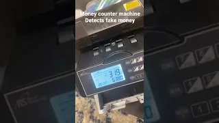 Money counter machine detects counterfeit bills😱