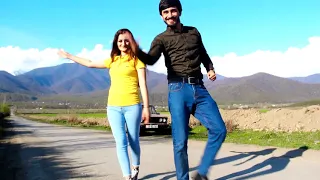 Девушка И Парень Танцуют Очень Красиво Лезгинку 2020 (Чеченская песня)