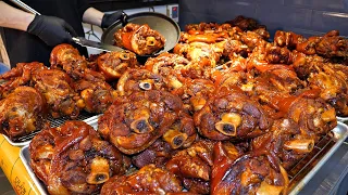 This restaurant cooks 1,000 Pig's Trotters every day! amazing pig feet Dishes / Korean Street Food
