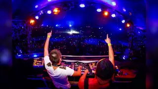 Martin Solveig vs Garmiani - Hey Rumble (as DVLM played at Tomorrowland 2013)