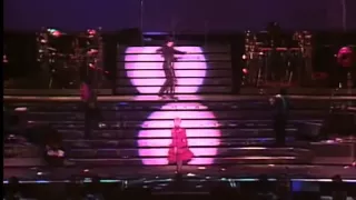 Madonna - La Isla Bonita [Who's That Girl Tour]