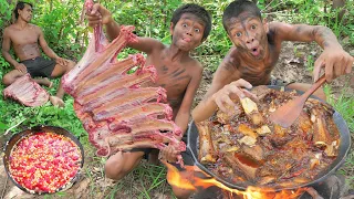 survival in the rainforest- Cow rib Cooking Eating delicious ASMR