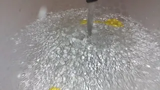 Super slow-mo water balloon pop