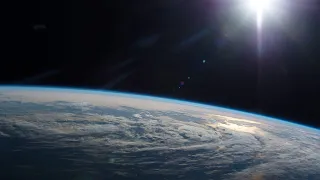 Space Music Mix - A Single Orbit of Earth in Real Time