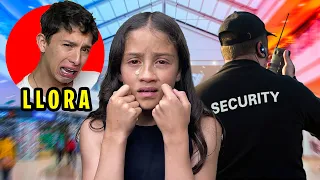 ¡ATENCIÓN! LA HIJA del PAYASO RONALD se PIERDE en UN SHOPPIN * BROMA PESADA 🤣🤣