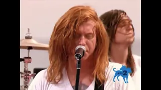 We The Kings - Check Yes Juliet (Live At mtvU Spring Break 2008)