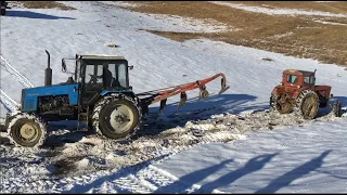 Трактор Беларус 1221 Против Трактор Т 40  по Снегу