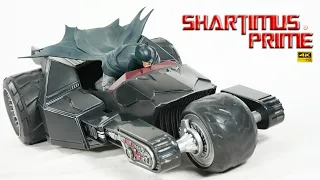 McFarlane Toys Bat-Raptor DC Multiverse The Batman Who Laughs 4K DC Comics Figure Vehicle Review