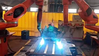 Intelligent welding robot