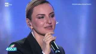 Arisa canta "la notte" - Una voce per Padre Pio - 09/06/2023