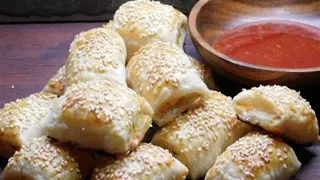homemade chicken sausage roll recipe | party sausage roll recipes | sausage roll recipes
