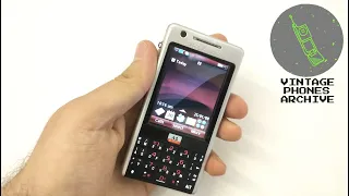 Sony Ericsson P1i Mobile phone menu browse, ringtones, games, wallpapers
