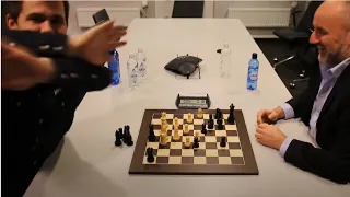 Magnus Carlsen Doesn't Want to Show His Game to Camera | Magnus Carlsen vs His Manager Agdestein