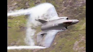 US Airforce F35's flying low level through the Scottish Higlands 4K