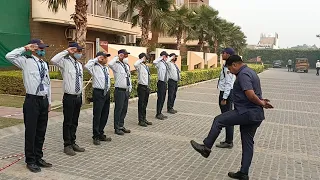 security guard briefing