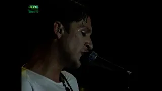 Placebo - Brian Molko angry on stage (Italy , 2000)