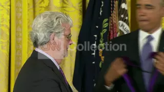 OBAMA PRESENTS GEORGE LUCAS W NATL MEDAL OF ARTS