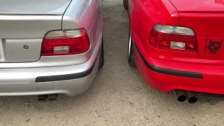 Bmw e39 M5 original sound(silver)  vs E39 540 (Red) custom exhaust sound (popcorn)test.