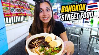 BEST THAI STREET FOOD in BANGKOK THAILAND - 9 MUST TRY STREET FOODS in Bangkok, Thailand