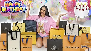 SURPRISING MY GIRLFRIEND FOR HER BIRTHDAY!! ♥️🧁🎈