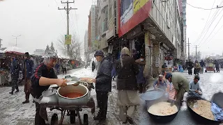 Fresh Snow Day street Food in Afghanistan | Heavy snow day  in Kabul | Street Food