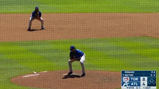 Vlad Guerrero Jr. imitates Blue Jays' pitcher during game while he pitches 🤣🤣