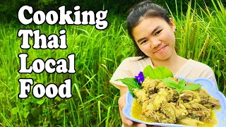 THAILAND FOOD COOKING: CHICKEN in TURMERIC SOUP ไก่บ้านต้มขมิ้น