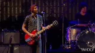 Gary Clark Jr   "Numb"