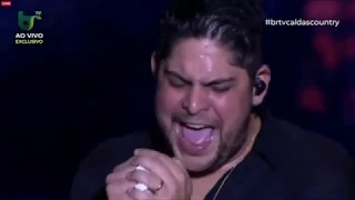 Jorge e Mateus - Coisas De Quem Ama (Ao Vivo) (Caldas Country Show 2015)