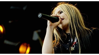 Avril Lavigne │ Random ACOUSTIC Live Performances