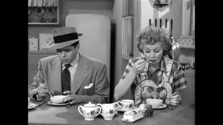 I Love Lucy | Lucy tries to convince Ricky that he is not losing his hair