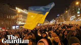 Cheers erupt as Ukraine president addresses huge protest in Prague via video link