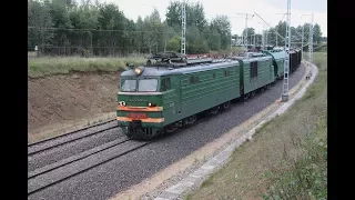 ВЛ10 607 с грузовым поездом на однопутном перегоне Жёлтиково - Костино Московской железной дороги.