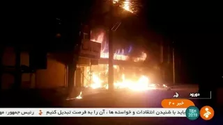 Un policía muerto en choques con los manifestantes en Irán