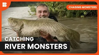 Battling Amazon River Monsters - Chasing Monsters - S05 EP05 - Fishing Show