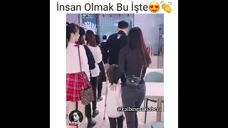 İnsan Olmak Bu İşte😍👏 #kalbinesaklabeni #duygusalvideolar #askvideolari #ask #hüzün #mutluluk#yardım