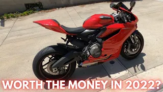 IS IT WORTH IT TO BUY A 899 PANIGALE IN 2022?