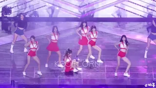 Kpop Idols Fall Because Of Slippery Stage
