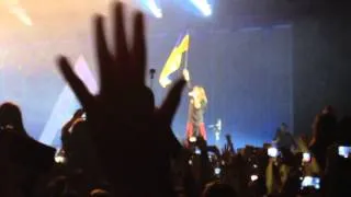 Jared Leto - Waving Ukrainian flag in Kiev 12.03.2014