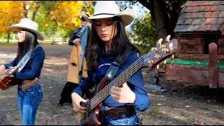 Conjunto de Arpa Grande Raza Michoacana (Llorando Bajo La lluvia) 2023 Marily Y Vanessa Mendoza