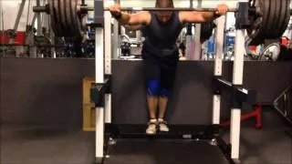 Squat 500 lbs RAW NO Wraps