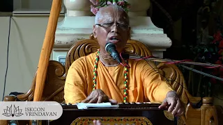 Radha Krishna Prana Mora - Lokanath Swami Maharaj