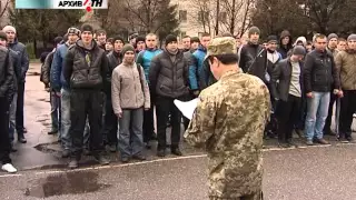 21.05.15 - За офицера попавшего на гауптвахту вступились волонтеры