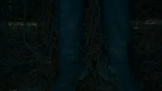 Daenerys kisses goodbye to Jorah Mormont | Game of Thones (gots8x4)
