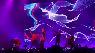 ONEUS - WE WILL ROCK YOU & SHAPE OF MY HEART @ PARIS SALLE PLEYEL 231112