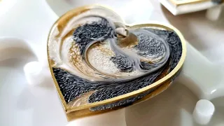 #1125 Incredible 'Feathery' Effects In These Gold, White And Grey Resin Heart Pendants