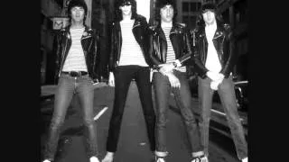 Ramones - Sitting In My Room (demo)